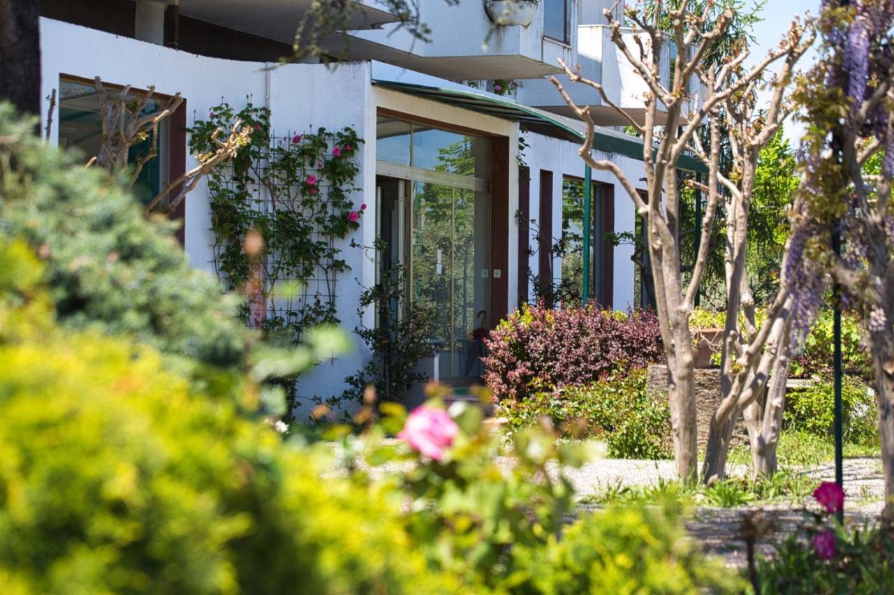Hotel Sporting Vasto Exterior foto