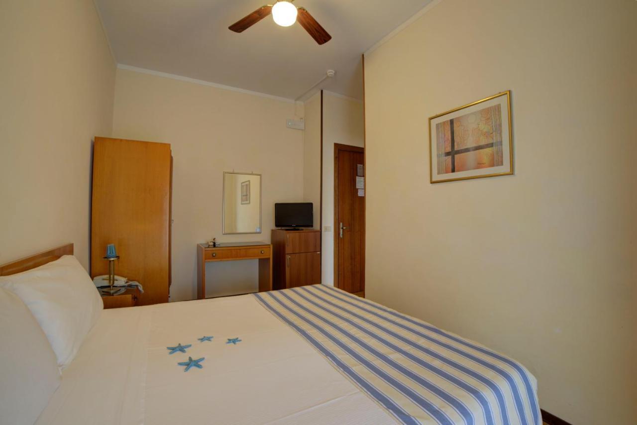 Hotel Sporting Vasto Exterior foto