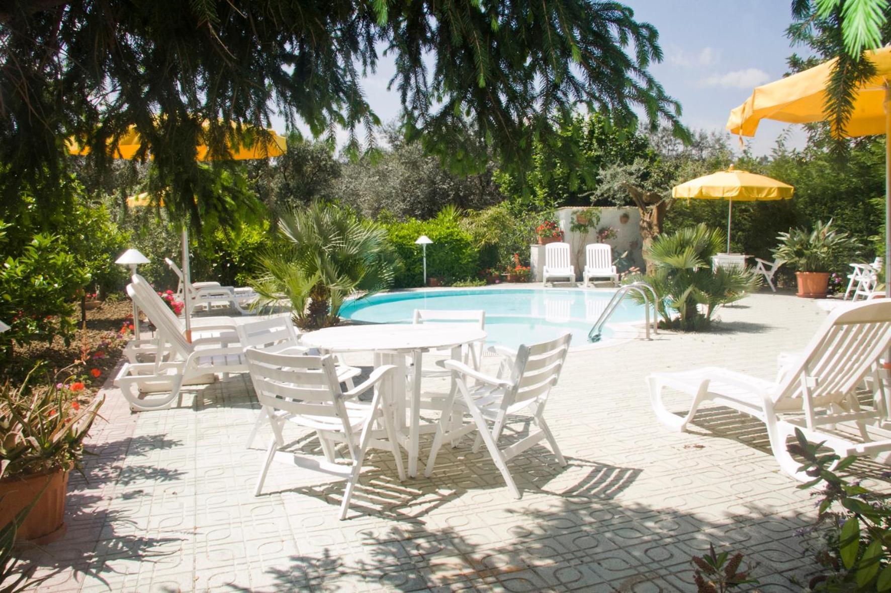 Hotel Sporting Vasto Exterior foto